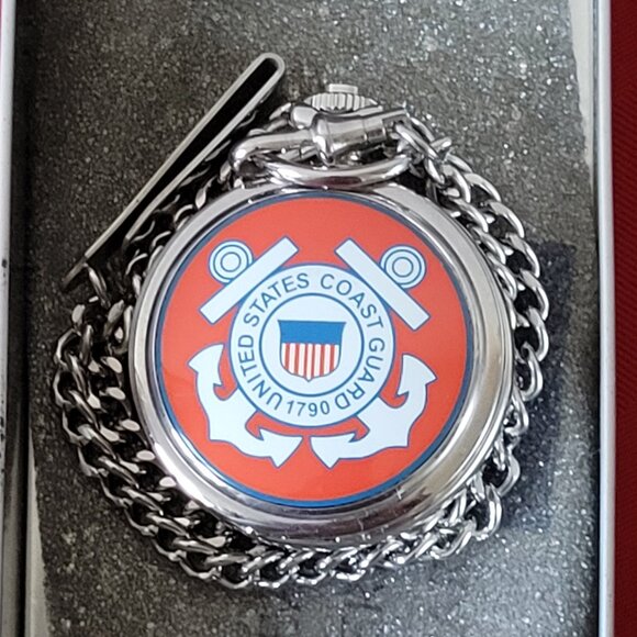 FULLY REFRESHED, VINTAGE 1980's, U.S. COAST GUARD SOUVENIR POCKET WATCH!!! - Picture 4 of 5